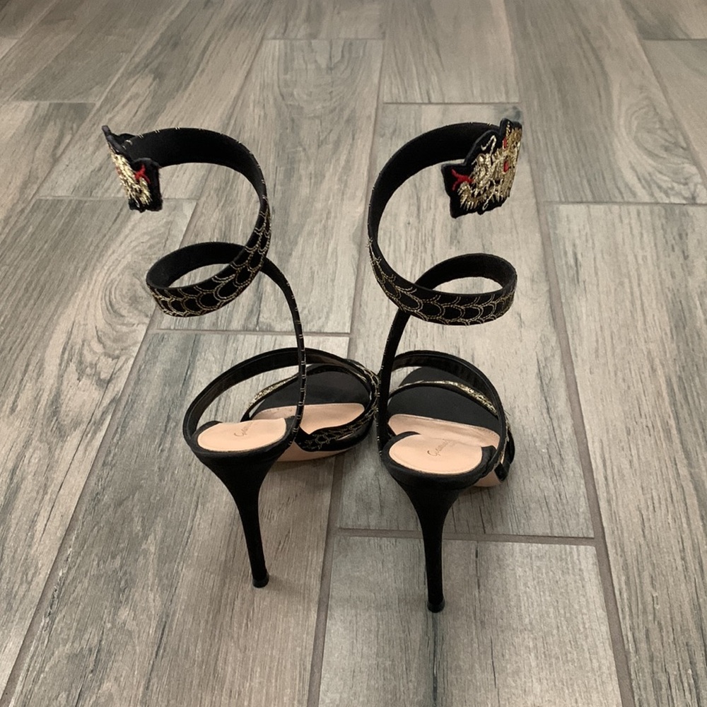 Gianvito Rossi heels - Picture 7 of 12